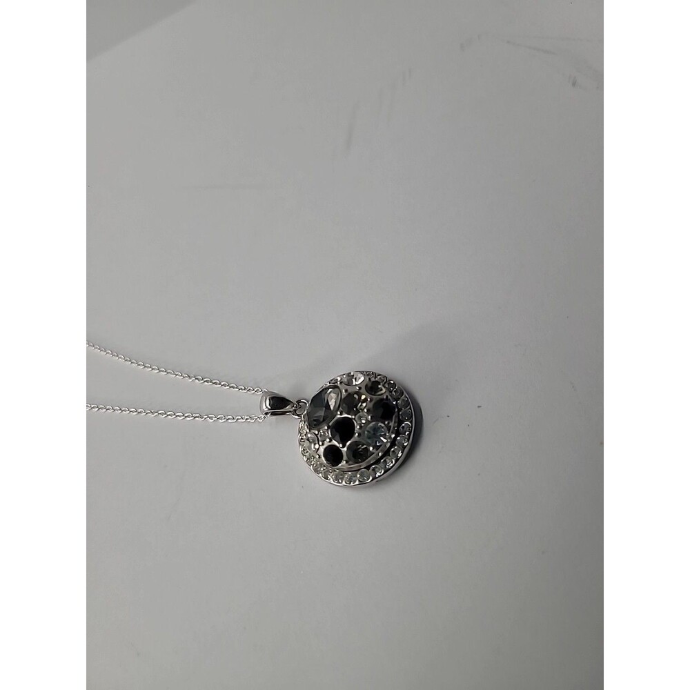 Vintage Silver Tone Black Clear Crystal Circular Pendant Chain Necklace 18 In - Picture 7 of 11
